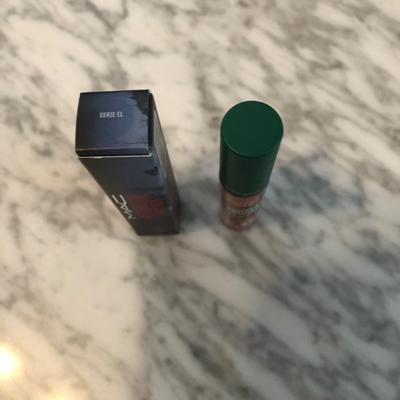 41L9RK2RucL.jpg_BO30,255,255,  MAC Stranger Things Eerie El Lipglass-INCREDIBLY HARD TO FIND!! New With Box